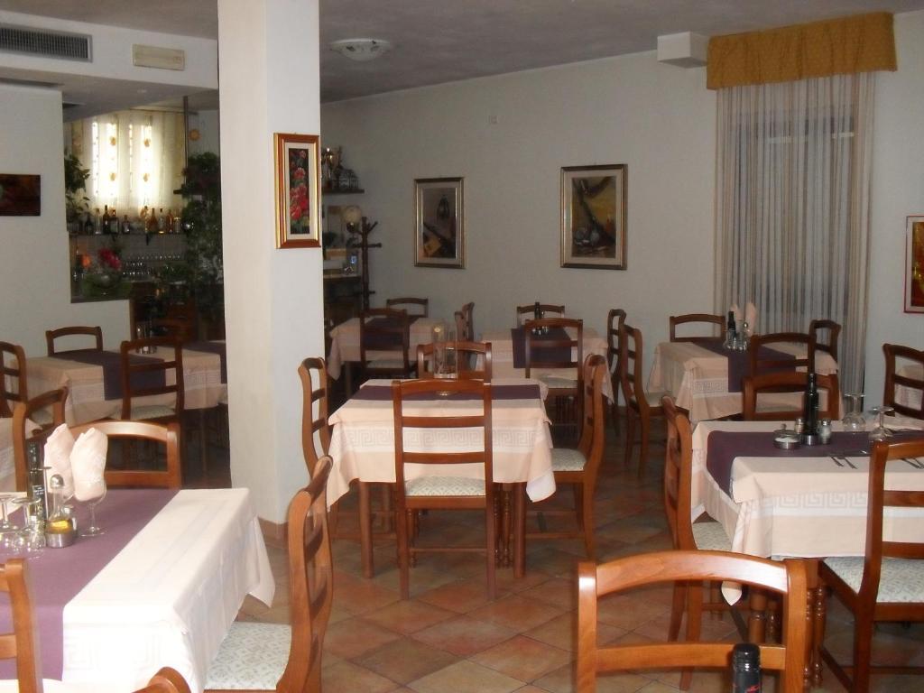 Albergo Ristorante Olimpia Abbadia San Salvator Extérieur photo